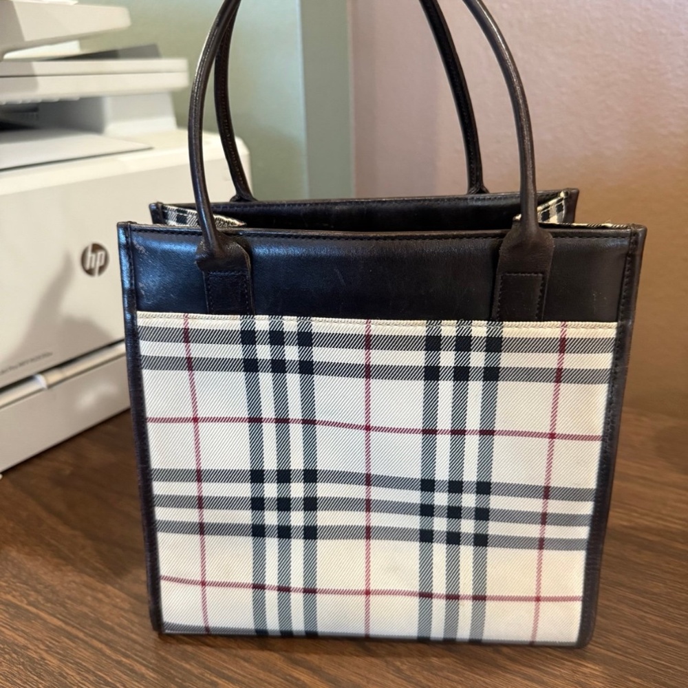 Burberry Handbag - Picture 5 of 9